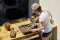 EDA – Mini-Gewächshaus 15,7 Liter – Größe L – 56 x 38 x 24 cm – Anthrazit - Thumbnail 6