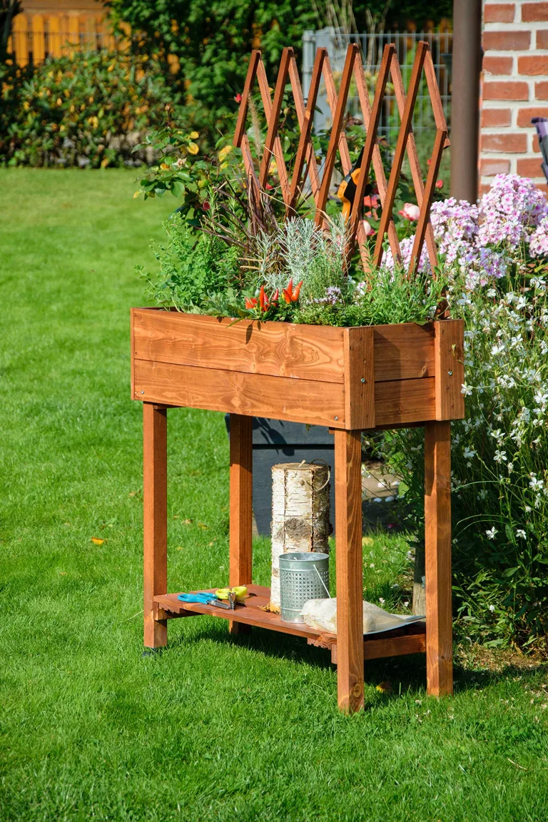 dobar® 58187e rollbares Hochbeet mit Rankgitter | Pflanzkasten auf Rollen | Blumenbeet aus Massiv-Holz | Schmales Kräuterbeet für Garten/Terrasse/Balkon | 79 x 28,5 x 130 cm | Braun – Bild 8
