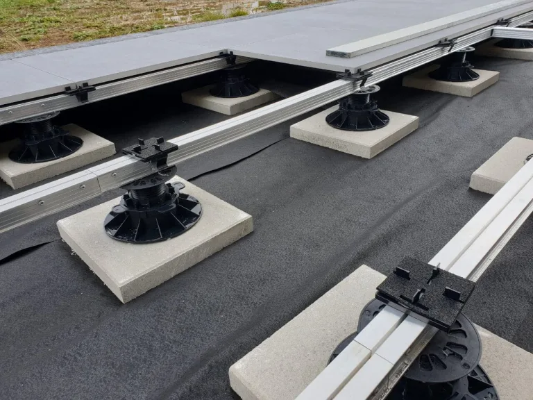 Gartenwelt Riegelsberger Premium Aluminium Montagesystem-Set für Keramik-, Stein-, Betonplatten Komplett-Set Made in Germany Plattenformat 60x60 cm Terrassenfläche 6x6 m | 36 m² Aufbauhöhe 89-119 mm – Bild 5