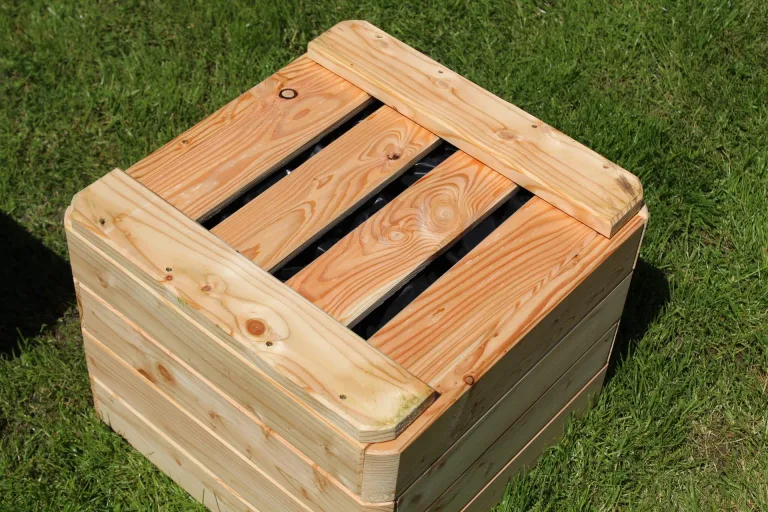 Gartenwelt Riegelsberger Massiver Pflanzkasten Mammut 58x58x57 cm aus Lärchenholz Natur Blumenkasten Blumentopf Pflanzkübel Kräutertopf Balkonkasten fertig montiert – Bild 8