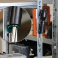 com-four® 100x Gewächshausclips - Aufhängevorrichtungen für Gewächshaus und Wintergarten - Ösen für Gewächshausschienen - Rankhilfeclips stake Clips mit hoher Tragkraft (100 Clips - grün) - Thumbnail 9