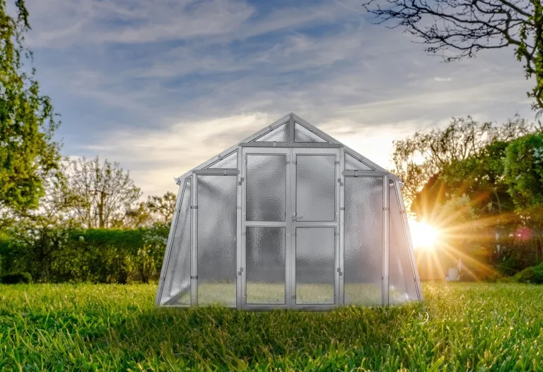 Gewächshaus Landhaus aus feuerverzinkten Stahlblechprofilen und Nörpelglas, Breite 3,03 m x Länge 4,52 m = 13,70 m² – Bild 5