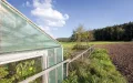 EraGreen Gitterfolie 1,5m x 30m - 280g/m² reißfeste Gewächshaus Folie mit Nagelrand, hoch UV-Stabil Gartenfolie für Tomatenhaus und Frühbeet, Gewebefolie - Thumbnail 5
