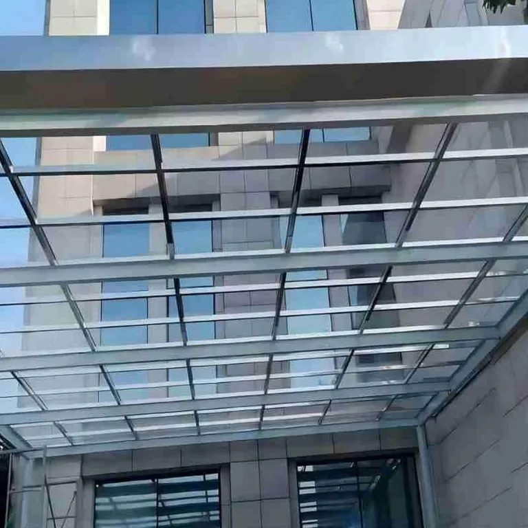 Transparente Acryl-Kunststoff-Sicherheitsplatte, 0,6 x 8 m, Polycarbonat-Dachplatten für Gewächshaus, Carport, Bus, Unterstände, Stadien, Glas-Ersatzverkleidung (6 x 8 m) – Bild 5