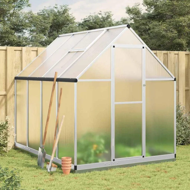Garten-Gewächshaus, Aluminium, 224 x 169 x 202 cm, mit Polycarbonat-Paneelen, rostbeständigem Rahmen, verzinkter Stahlbasis, integrierter Regenrinne und verstellbarem Belüftungsfenster – Bild 1